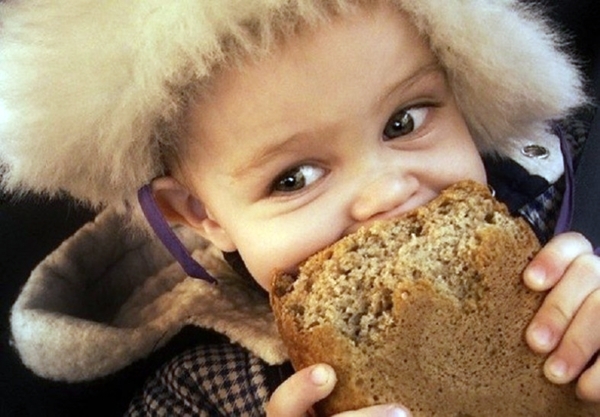 Когда ребенку можно давать хлеб и можно ли давать его грудничку