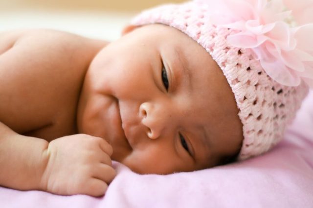 Как ухаживать за младенцем в первые дни жизни