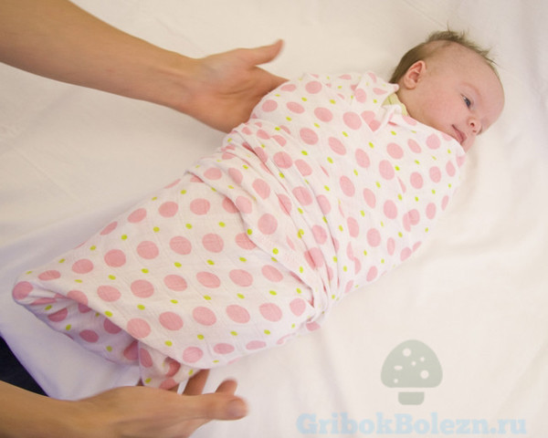 Чем лечить опрелости у новорожденных грудничков