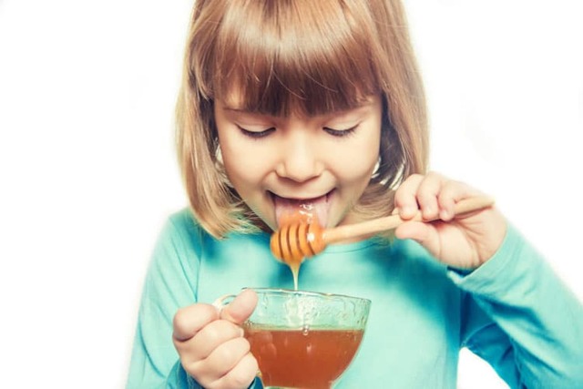 Когда можно давать ребенку чай: правила, советы, рекомендации