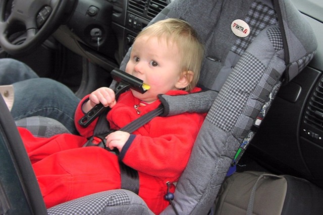 Перевозка детей до 12 лет в автомобиле по правилам ПДД