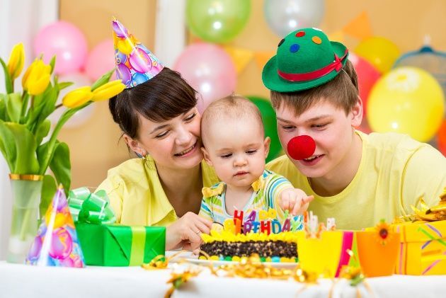 Как отметить первый день рождения ребенка дома