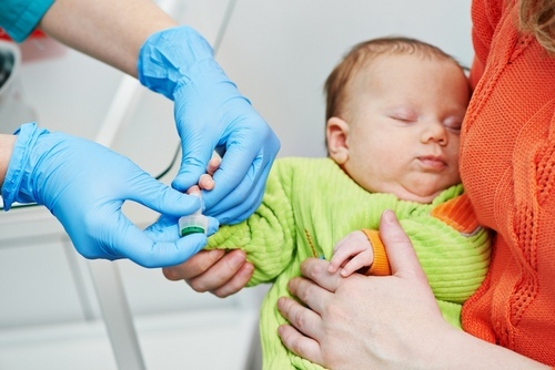 Как повысить гемоглобин у грудного ребенка, низкий гемоглобин у новорожденного